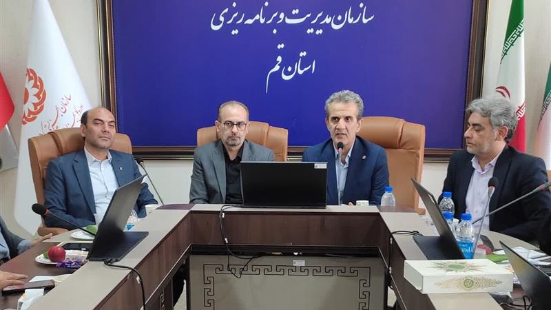 قم نیازمند طراحی زیستبوم اجتماعی متناسب با جمعیت زائر و مجاور است