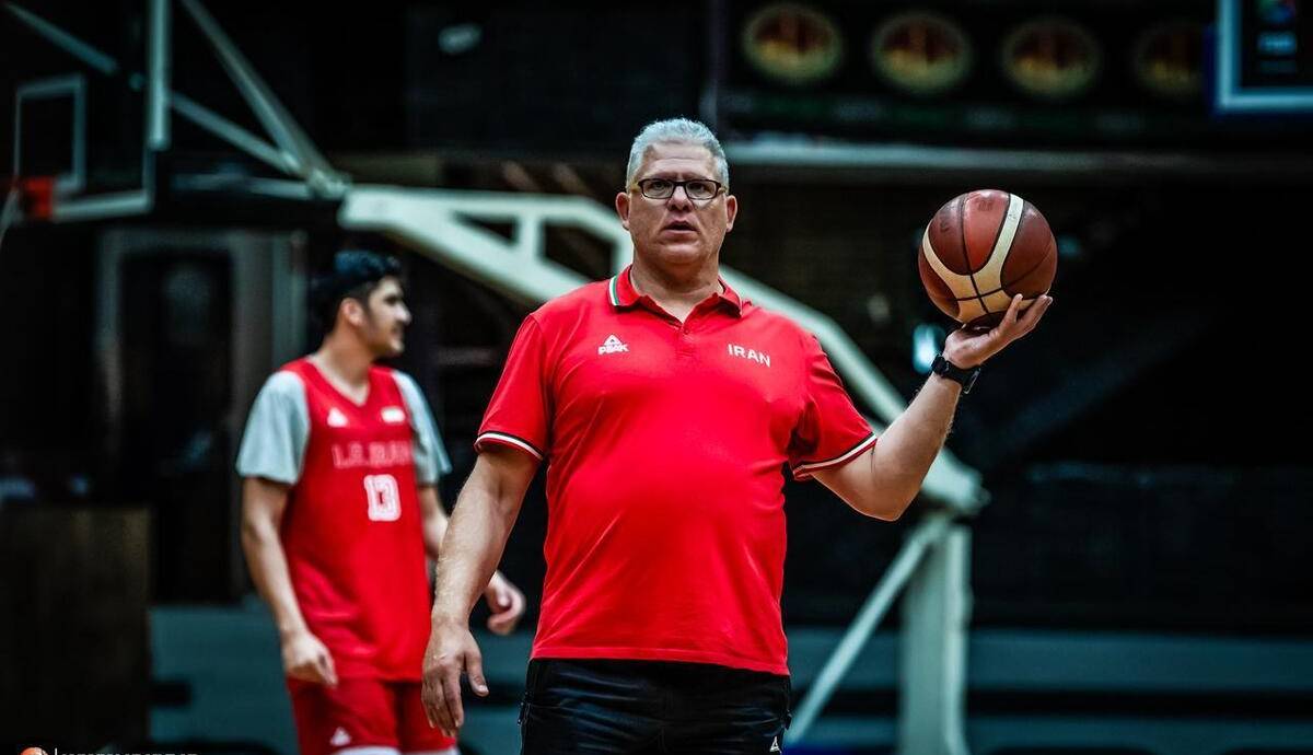 مانولوپولوس دو هفته دیگر در تهران