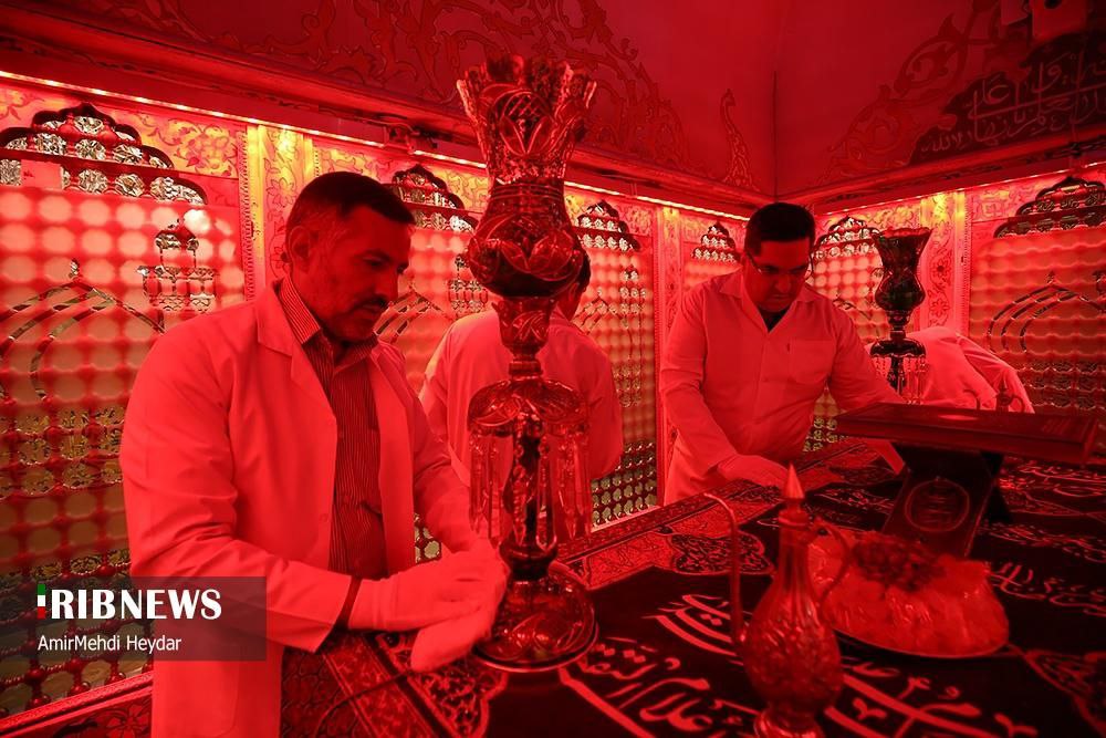 آیین غبارروبی ضریح مطهر آستان مقدس امامزاده صالح (ع)