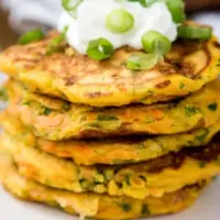 پنکیک سبزیجات، یک میان‌وعده خوشمزه و مقوی برای کودکان
