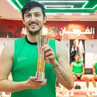 سردار آزمون جایزه بهترین گلزن آسیا را دریافت کرد