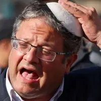 الحاق کرانه باختری نزدیک تر از همیشه؛ انحلال تشکیلات خودگردان و حملات شهرک‌نشین‌ها