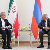 عکس/ مذاکرات خصوصی و دوجانبه پزشکیان و نخست‌وزیر ارمنستان