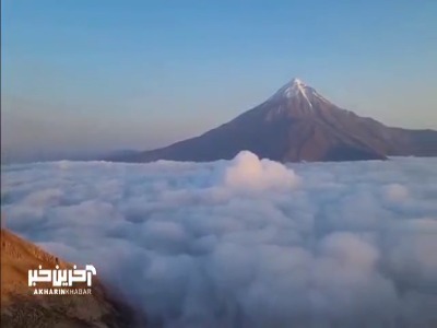 نمایی زیبا از قله دماوند