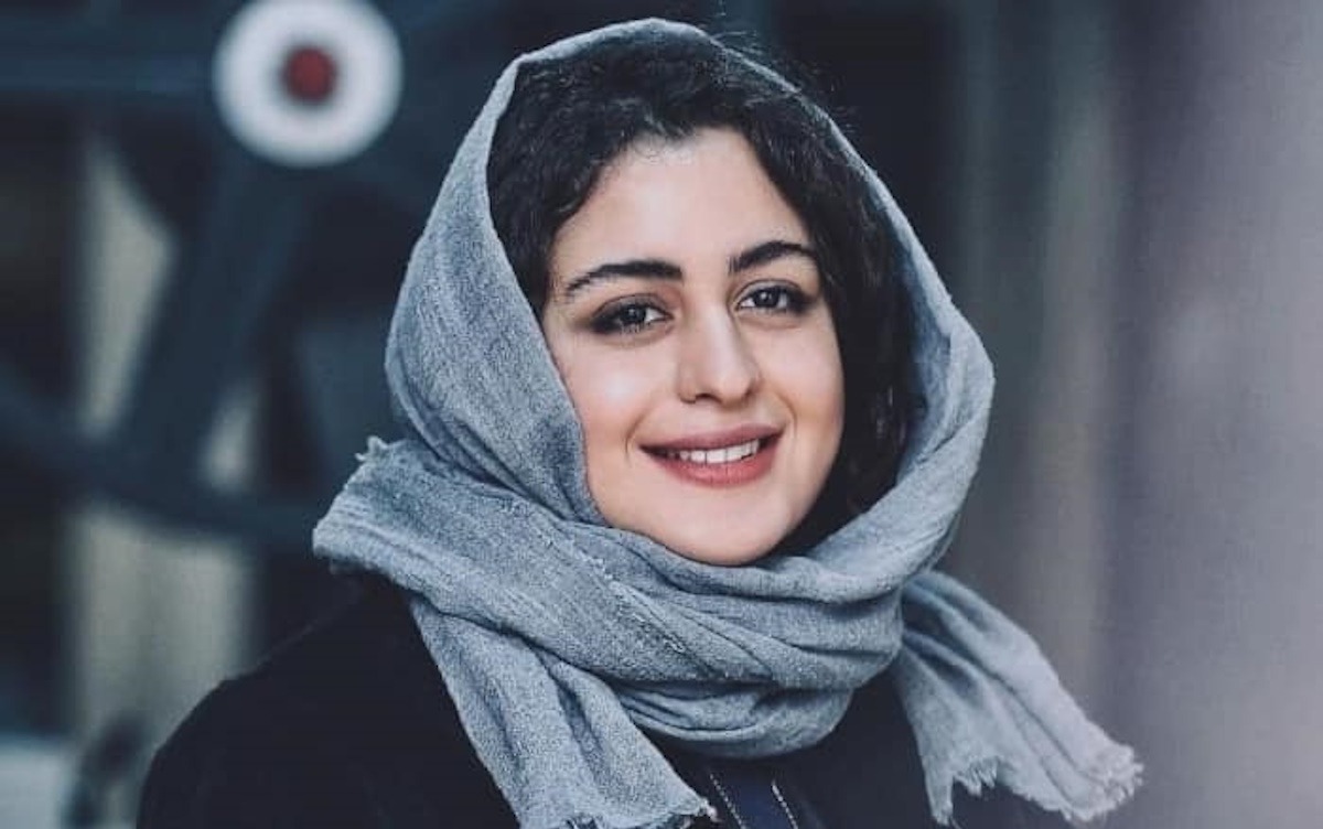 چهره ها/ استایل جذاب فاطیما بهارمست با دامن سنتی و گلدوزی