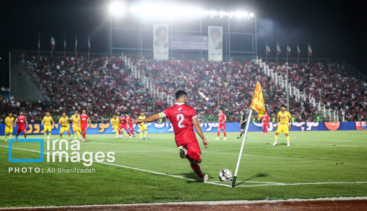 فداکاری دو بازیکن پرسپولیس؛ قرارداد ما را کم کنید!