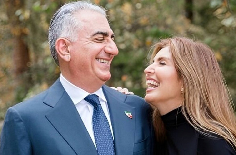 یاسمین پهلوی: رضا پهلوی به زودی از مبارزه کنار خواهد رفت