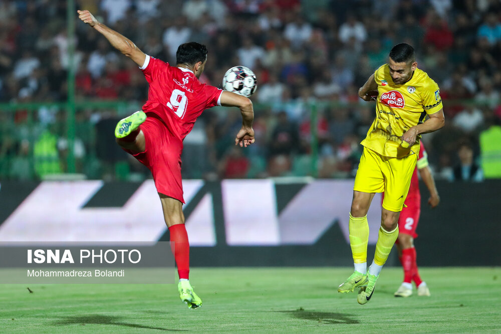  لیگ برتر فوتبال؛ دیدار تیم‌های پرسپولیس و فجر سپاسی