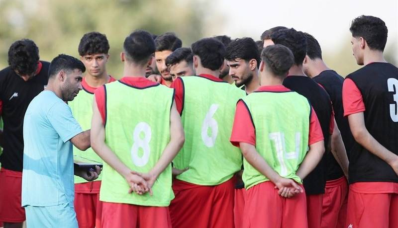 مجید کریمی: باشگاه‌های استقلال و ملوان می‌توانند یک بازیکن امید خود را نگه دارند