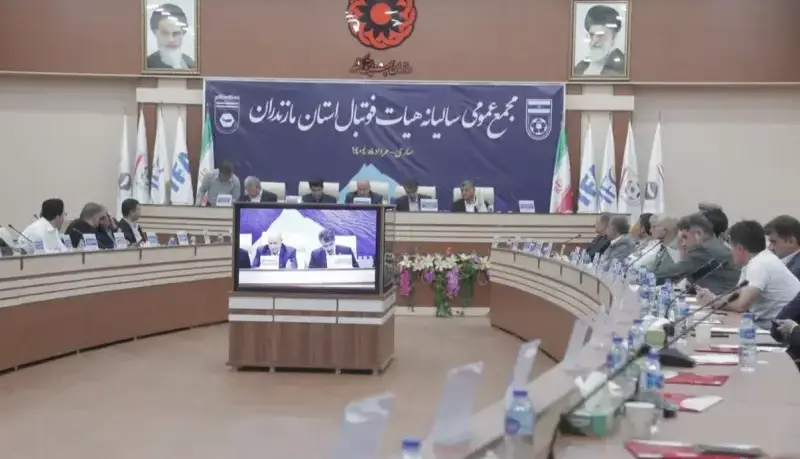 فدراسیون فوتبال و شش مجمع انتخاباتی در سال 404