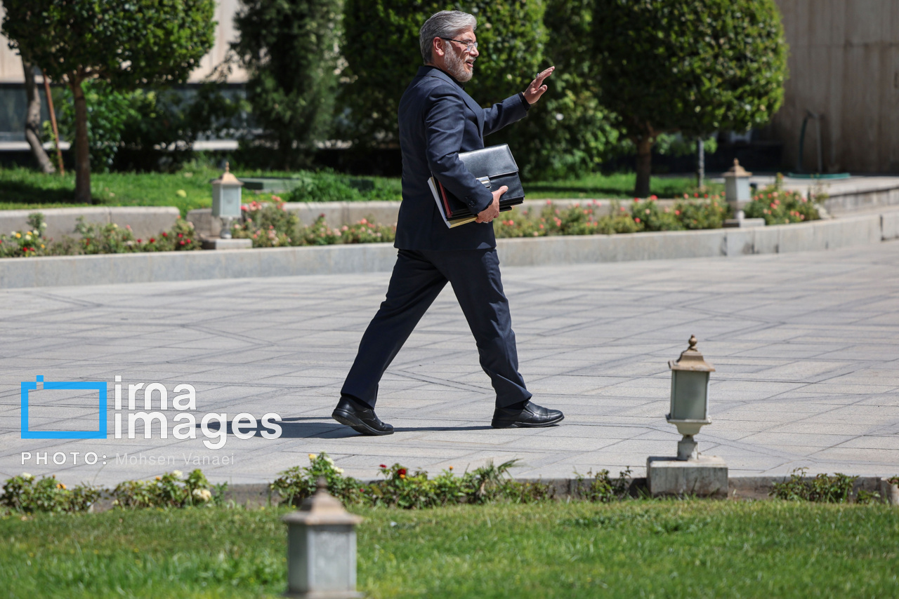 عکس/ اعضای هیأت دولت در جمع خبرنگاران
