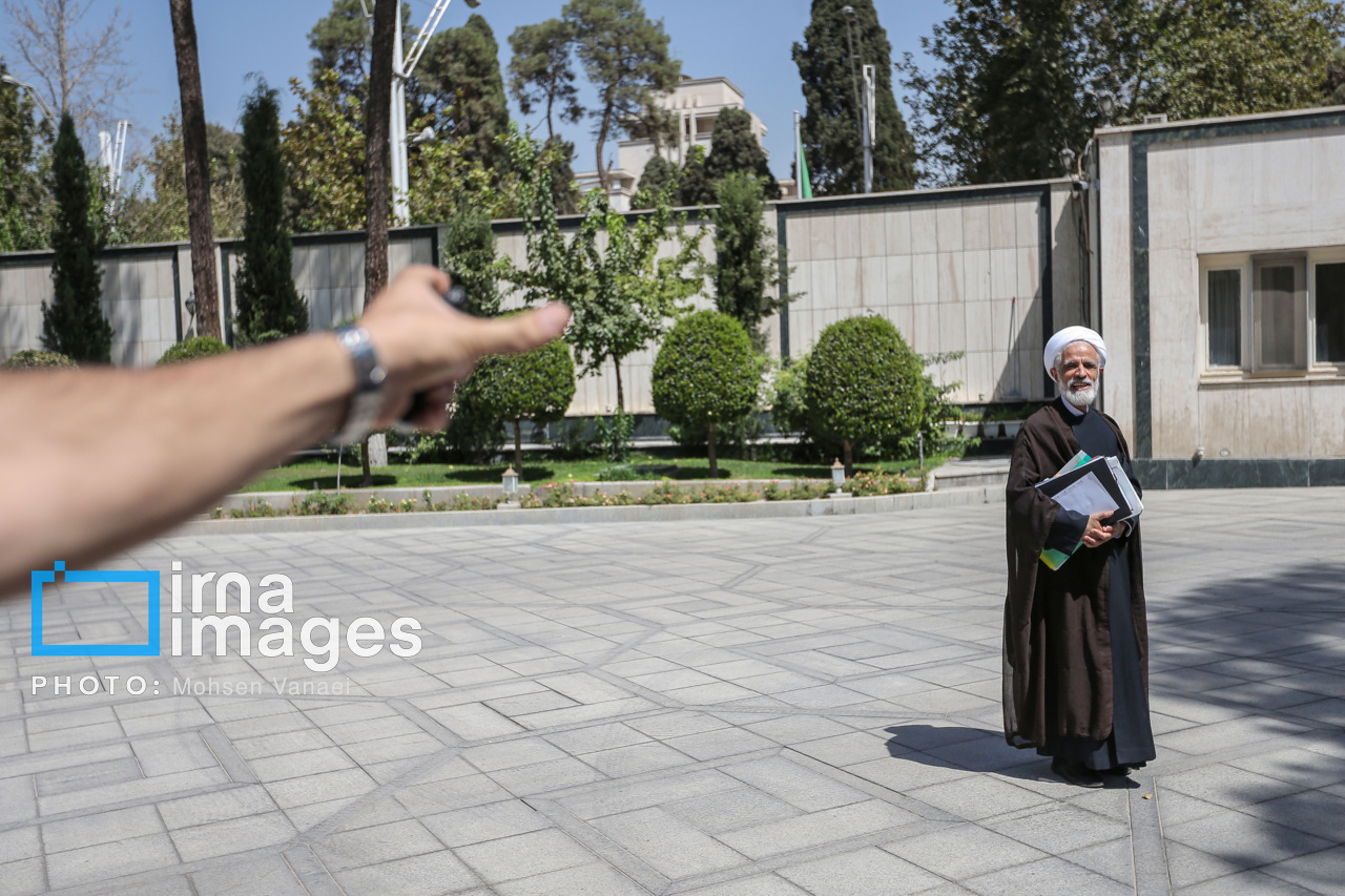 عکس/ اعضای هیأت دولت در جمع خبرنگاران