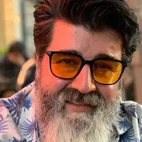 مهدی یغمایی، درباره فوت دردناک برادرش می‌گوید