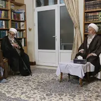 حضور رئیس دفتر رهبر انقلاب در بیوت آیات عظام مکارم شیرازی و سبحانی؛ سلام رهبری ابلاغ شد