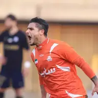 صادقی مهره صعود را خرید!