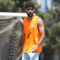 مدافع مصدوم استقلال برگشت
