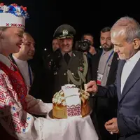 استقبال گرم مردم بلاروس از رئیس‌جمهور ایران