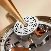ساخت یک ساعت مچی لوکس دست ساز در قلب سوئیس