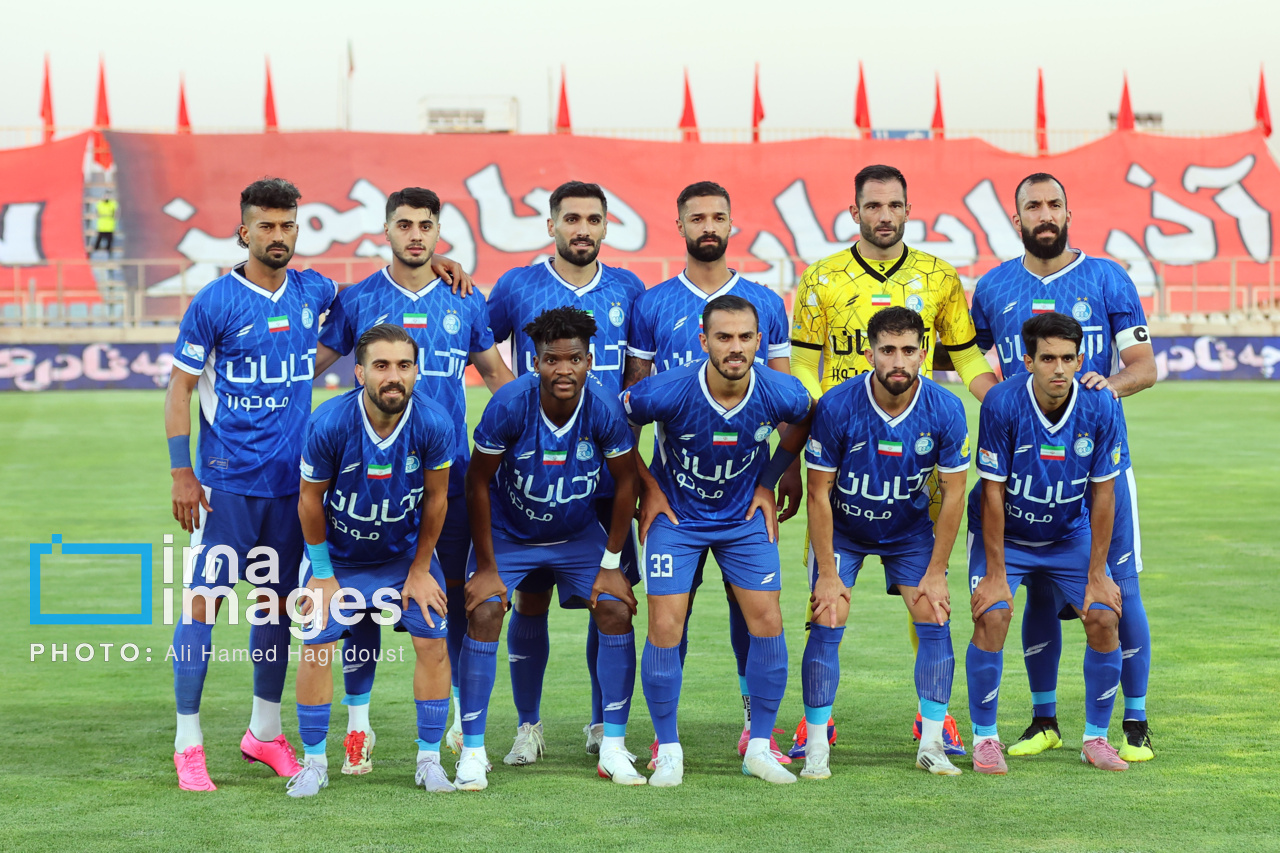لیگ برتر فوتبال؛ دیدار تیم های استقلال و تراکتور