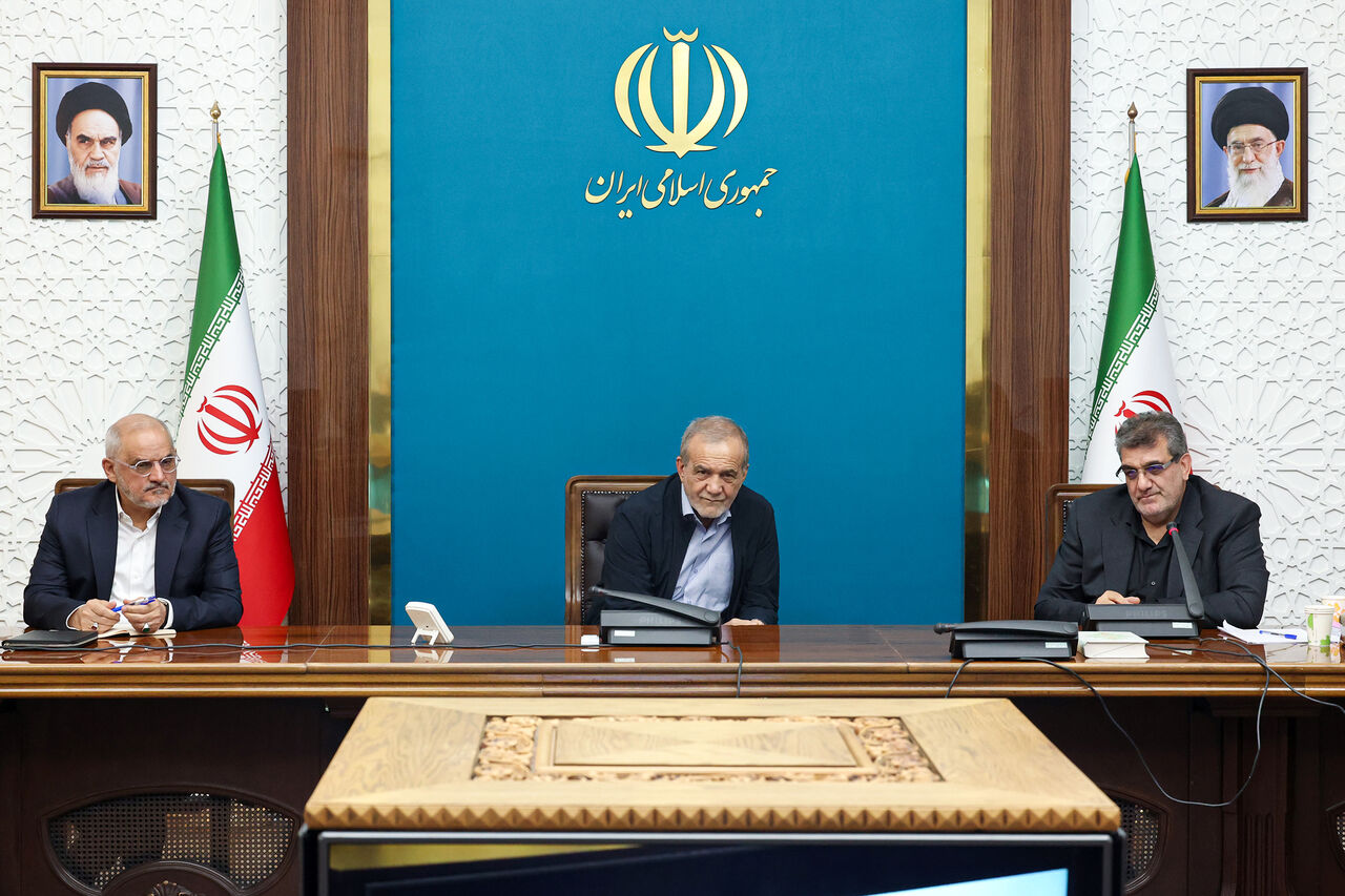 تأکید رئیس جمهور بر فوریت اصلاح جدی رفتار مدیران دولتی در مصرف انرژی