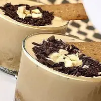 یک دسر نسکافه ای ساده و خوشمزه درست کن