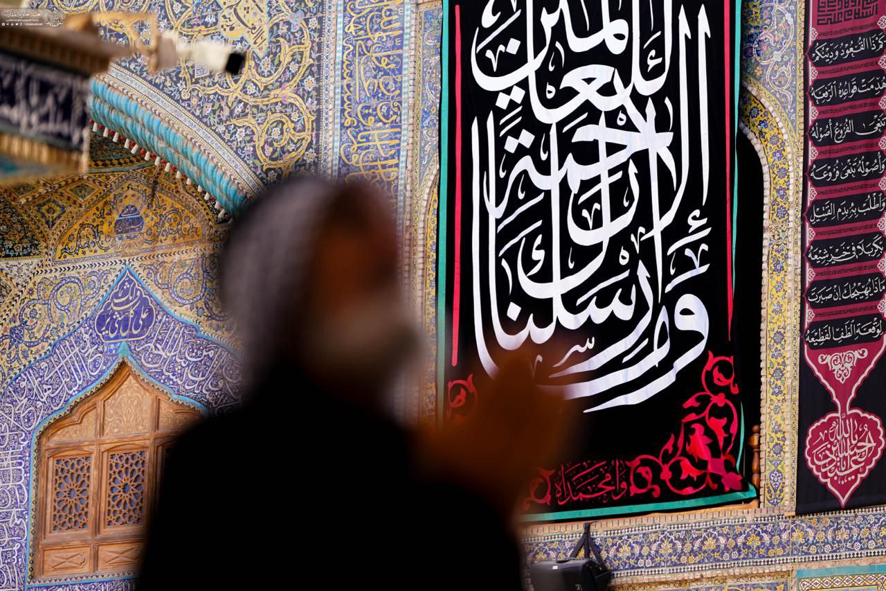حرم مطهر علوی سیاه‌پوش عزای نبی مکرم اسلام(ص) 