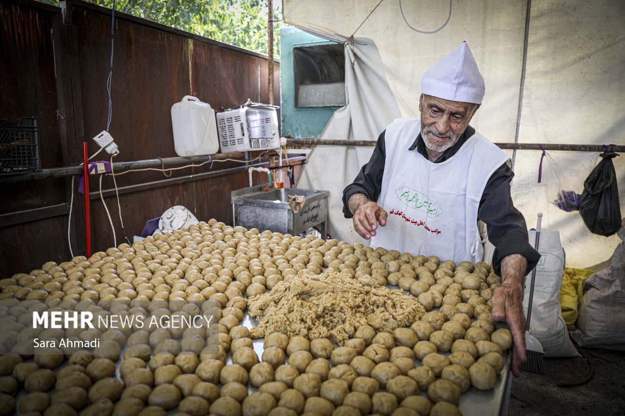 عکس/ موکب های پذیرایی از زائران در مشهد