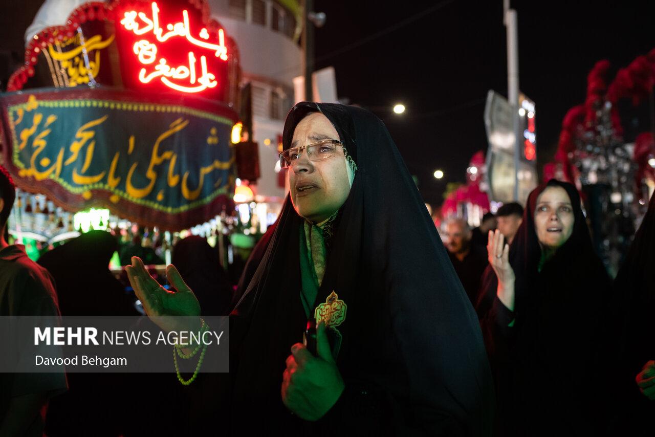 عکس/ عزاداری شب رحلت پیامبر(ص) و شهادت امام حسن(ع) در مشهد