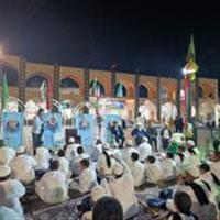 پیاده روی یزدی‌ها به سوی مشهد مقدس