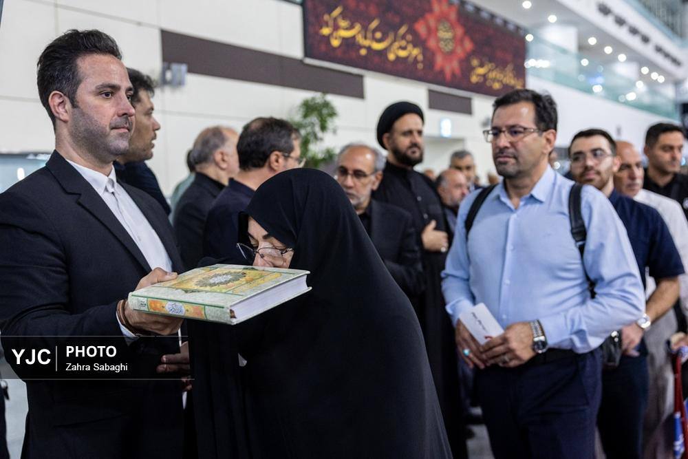 عکس/ اعزام اولین گروه زائران عمره ۱۴۰۴