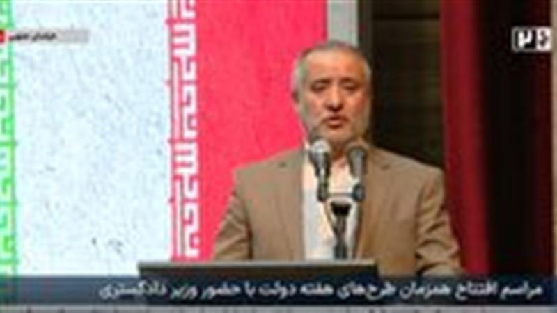 اجرای آسفالت جاده ماهیرود به فراه پس از ۱۷ سال