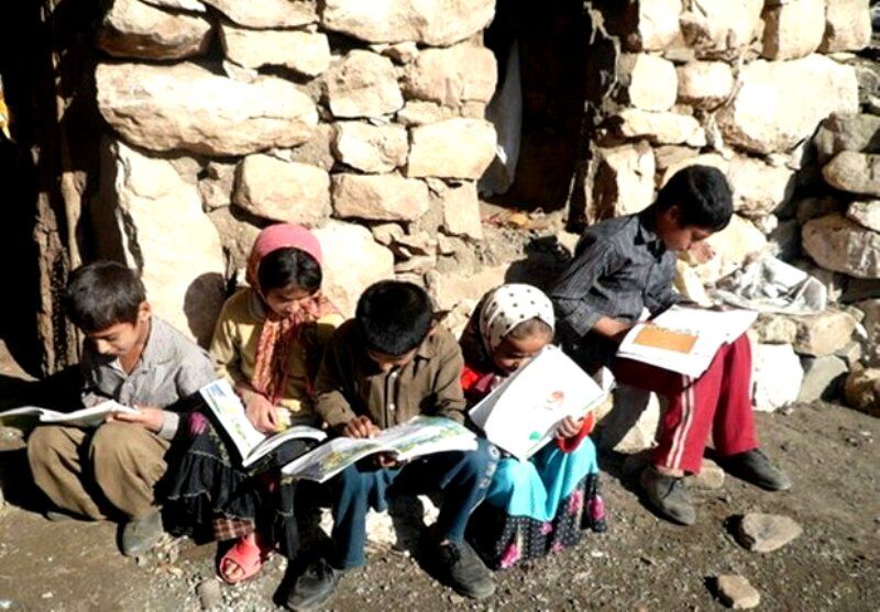 برچیده شدن ۱۶ مدرسه سنگی در لرستان کلید خورد