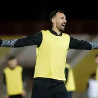 مهاجم اسبق استقلال به هوادار پیوست