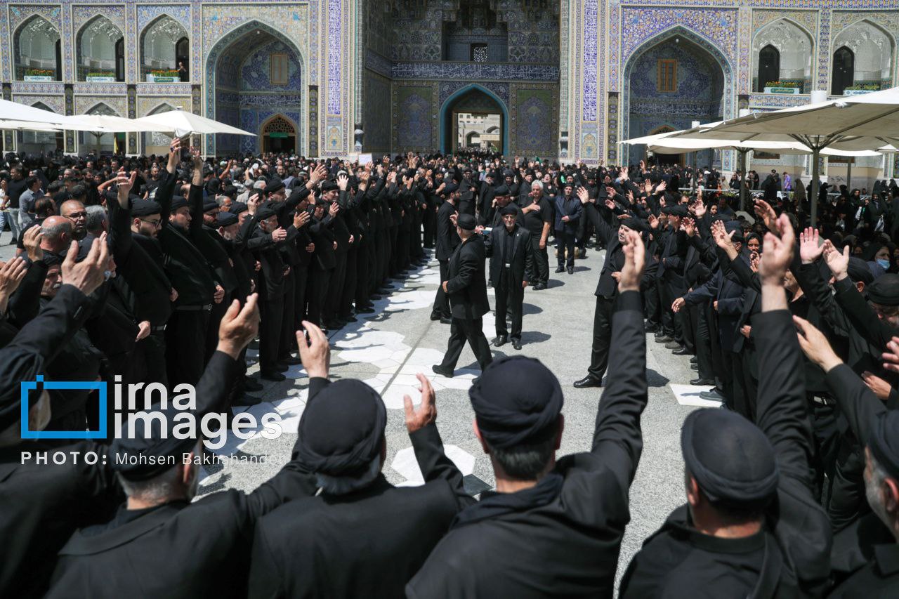 عکس/ ​​​​​​​عزاداری ۲۸ صفر در حرم امام رضا (ع) 