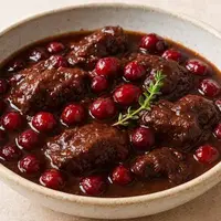 طرز تهیه خورش زغال‌اخته خوشمزه و مجلسی به سبک خانگی