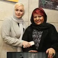 تشکر ویژه رابعه اسکویی از نعیمه نظام دوست و هومن حاجی عبدالهی