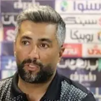مربی ‌آلومینیوم: نقل و انتقالات در ‌فوتبال ایران افسارگسیخته است