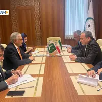 عراقچی همتای پاکستانی را در جریان تحولات مرتبط با برنامه هسته‌ای ایران قرار داد