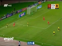 شوت ایوان سانچز خطرناک از کنار دروازه به بیرون رفت 