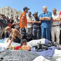  خواندن نماز بر پیکرهای شهدای تجاوز امروز رژیم صهیونیستی در غزه