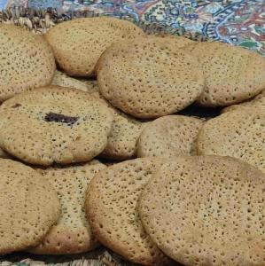 کلوچه خرمایی تنوری تازه پخت ،خودم پز...نوش نگاهتون😋🍪☕🍪