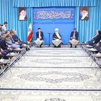 امام جمعه یزد بر الگوبرداری از شهیدان رجایی و باهنر در عرصه خدمت تاکید کرد
