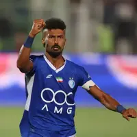 جشن دیوانه‌وار روزبه و رامین؛ بازوبند قدرت!