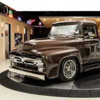 شنیدن صدای دلنشین فورد F100 کلاسیک مدل 1956!