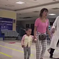 فرو رفتن چاقو در جمجمه کودک چینی