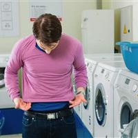 پشم، پنبه یا ریون، کدام جنس لباس بیشتر آب می‌رود؟