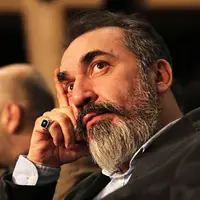 سیامک انصاری جایگزین آتیلا پسیانی در «الیور تویٔیست» شد