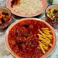 قیمه درباری با برنج زعفرانی