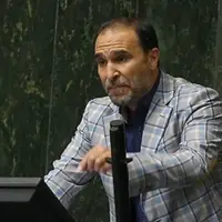 واکنش نماینده مجلس به ادعای بابک زنجانی: در کل مملکت دلال‌ها و واسطه‌ها خوب می‌خورند