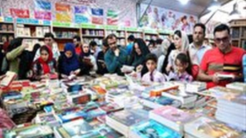 گشایش نمایشگاه کتاب در فاروج